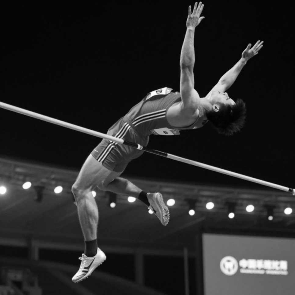 21.47 Seconds in Budapest and an Advert: How Women's Athletics Is Forced to Price Itself 21.47 Seconds in Budapest and an Advert: How Women's Athletics Is Forced to Price Itself