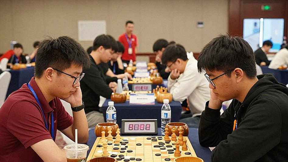 Giải Cờ Vua Toàn Cầu 2026: Carlsen Trở Lại Giữa Làn Sóng Ấn Độ Và Lịch Trình Nghẹt Thở Giải Cờ Vua Toàn Cầu 2026: Carlsen Trở Lại Giữa Làn Sóng Ấn Độ Và Lịch Trình Nghẹt Thở