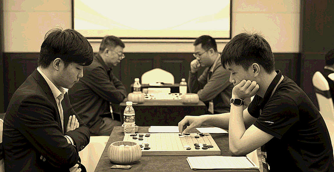 Carlsen nói 'tôi là fan của cậu ấy' — và Praggnanandhaa vẫn chưa viết xong trang đầu tiên Carlsen nói 'tôi là fan của cậu ấy' — và Praggnanandhaa vẫn chưa viết xong trang đầu tiên